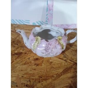 Vintage Pink Floral Frilled Teapot (Shabby Chic / Victorian Style)